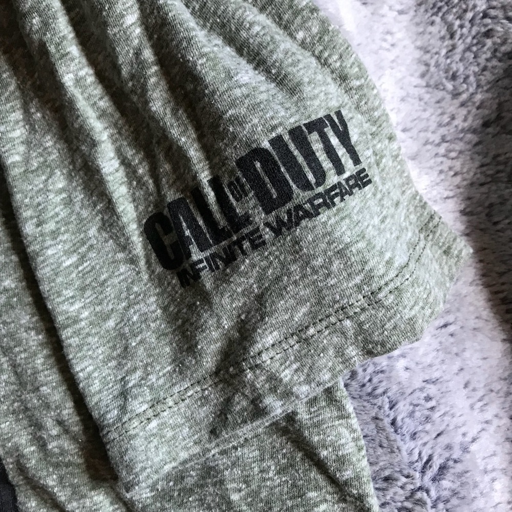 Call Of Duty, men’s MD shirt - Picture 3 of 3